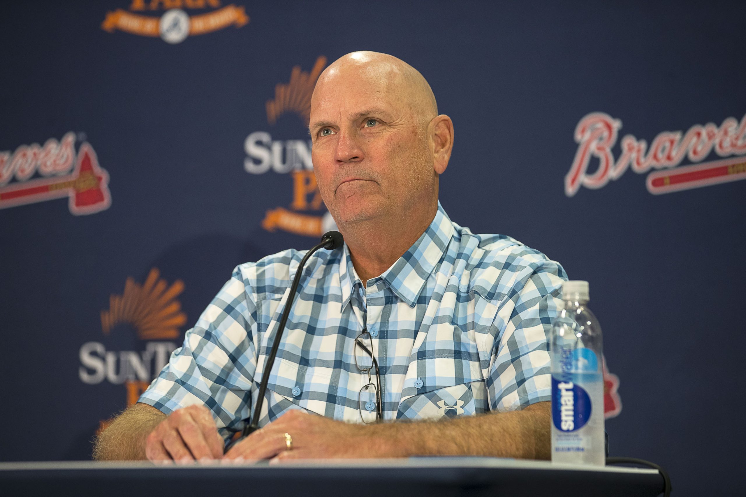 SAD NEWS!!!: 5 Minutes Ago!!!: The Braves Manager “Brian Snitker” React To The “Suspension” Of…Read More…