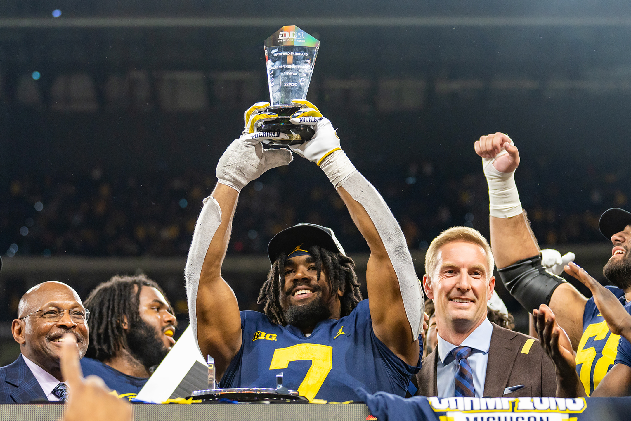 CONGRATULATIONS!!!: Michigan historic RB “Donovan Edwards” has been named this year’s honorary captain for the 2024 Allstate AFCA Good Works Team which comes as a result of…