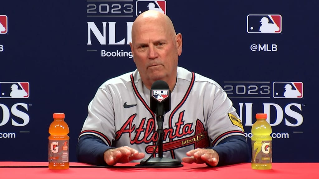 BREAKING NEWS!!!: JUST NOW!!!: Atlanta Braves Manager “Brian Snitker” Bids Farewell To The Team As He Announces His Retirement Due to…Read More…