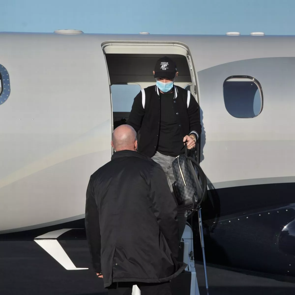 Kieran Trippier’s presence at Newcastle Airport has sparked considerable speculation, especially amid rumors linking him with a move away from Newcastle United…