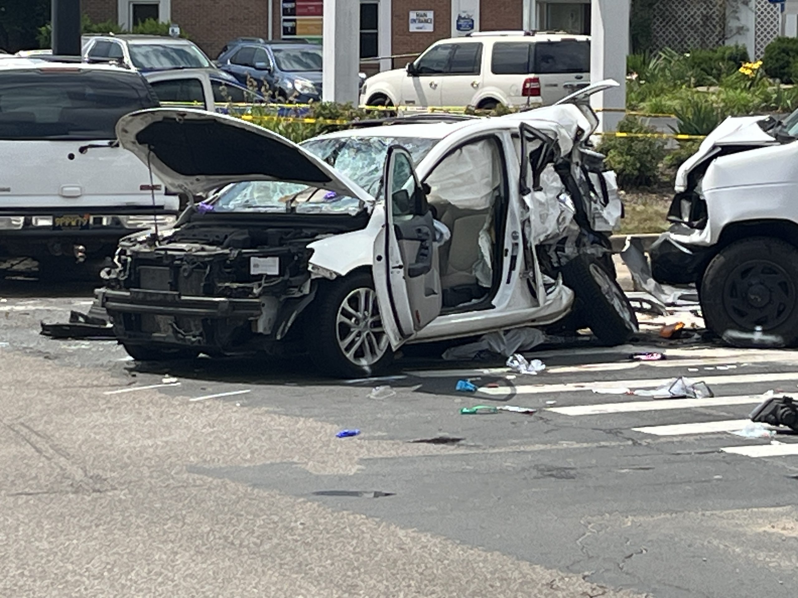 In a shocking turn of events today, Leeds United midfielder Ethan Ampadu was involved in a severe car accident…