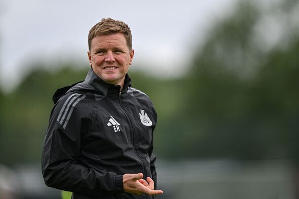 Newcastle “selects Eddie Howe’s replacement” while England investigates the Toon manager.Read more…