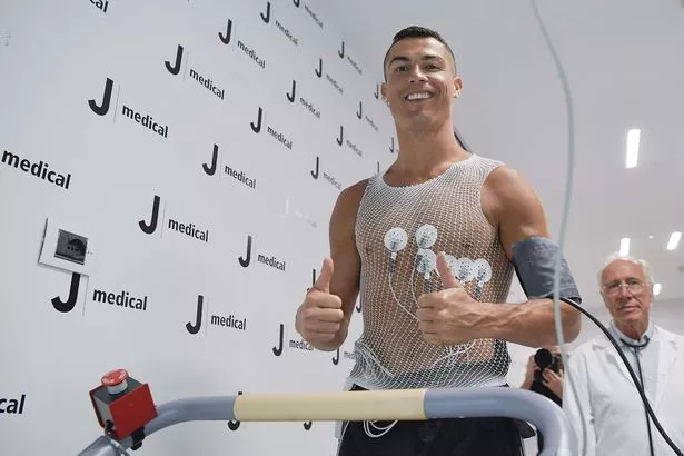 !!!WOW UNBELIEVABLE!!! Cristiano Ronaldo Joins Newcastle United and Undergoes Medical And.Read more…