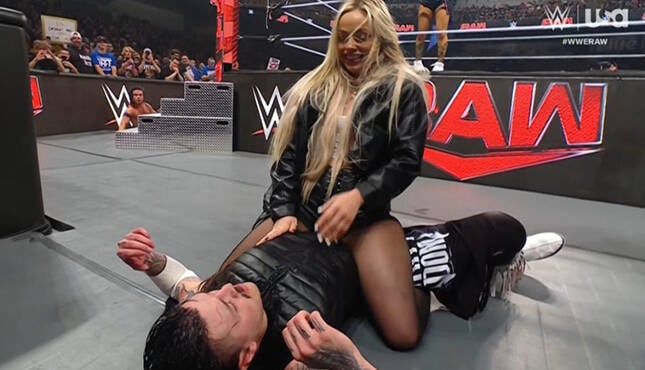 BREAKING NEWS: “Our night is going to be tomorrow night!” Before Raw, Liv Morgan gives Dominik Mysterio a strong message…